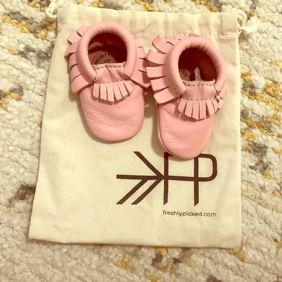 Freshly Picked Other - Pink size 0 Freshly Picked moccasins